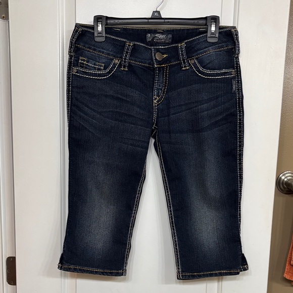 Silver Jeans Women's Dark Indigo Cropped Capri Jeans Size W30 - Picture 1 of 10